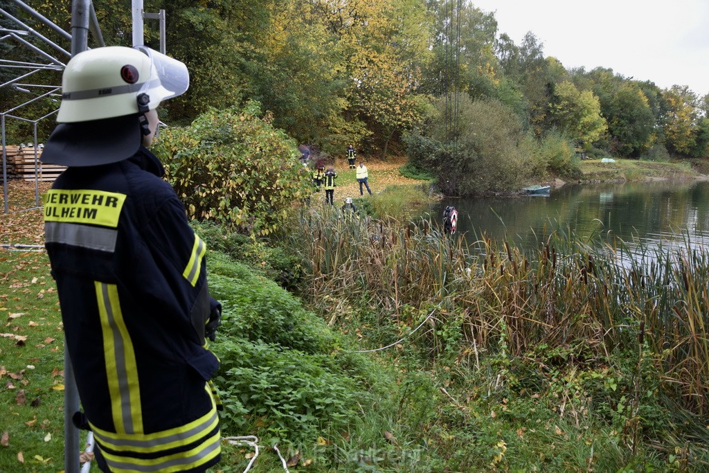 Einsatz BF Koeln PKW im See Koeln Esch P086.JPG - Miklos Laubert